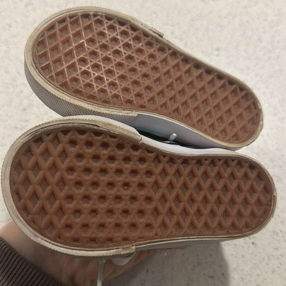 Vans Baby Shoes - Picture 2 of 3